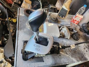 rucica menjaca za Renault Megane od 2009. do 2016. god.