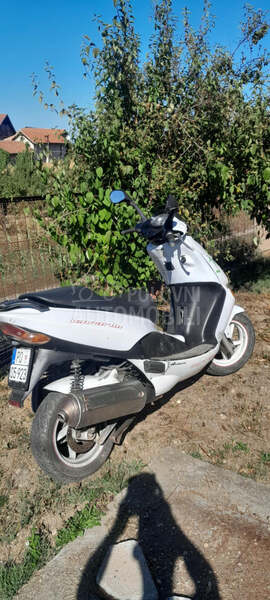 Aprilia leonardo