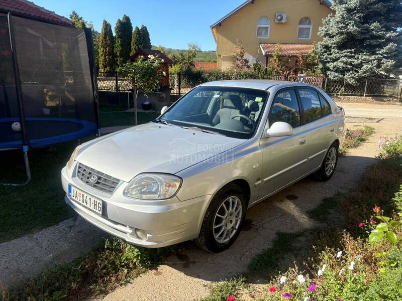 Hyundai Accent 
