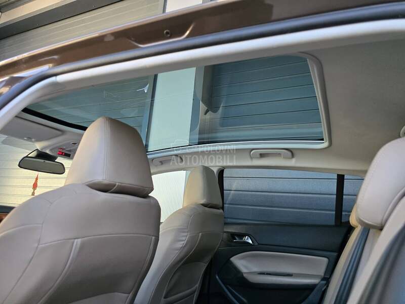 Peugeot 308 1.6 HDI ALLURE