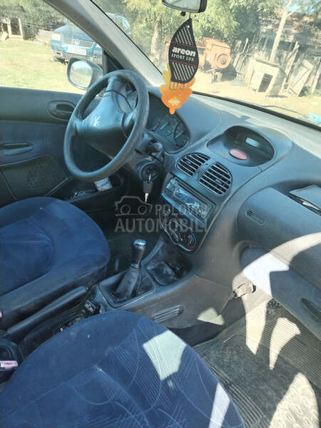 Peugeot 206 