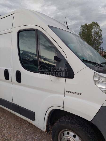 Peugeot Boxer 