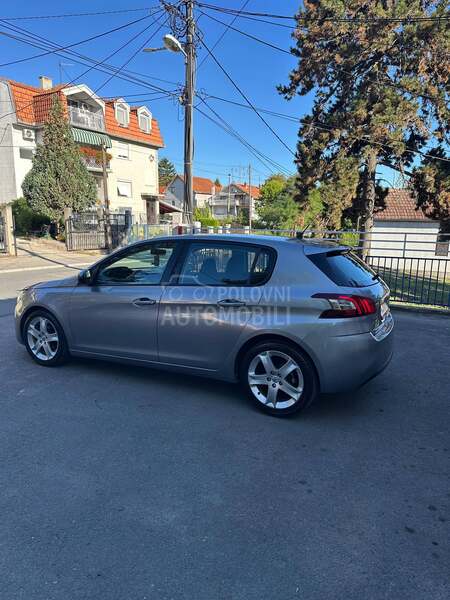 Peugeot 308 BlueHdi