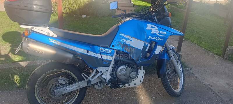 Suzuki DR 800