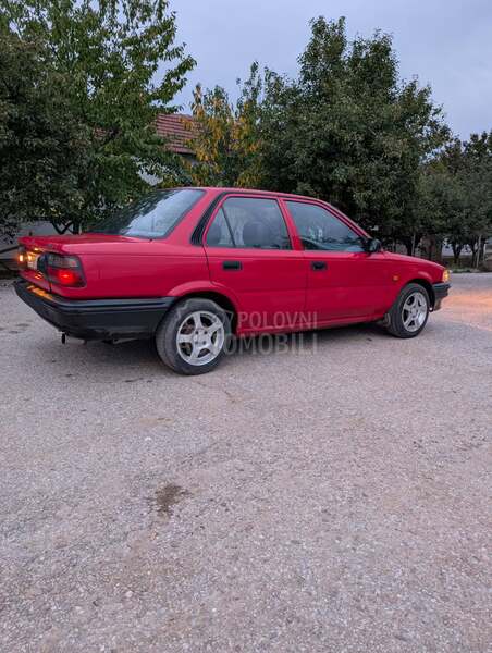 Toyota Corolla 1300 XL Sedan