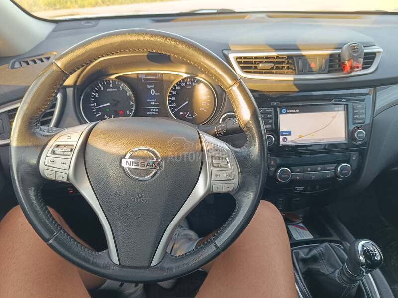 Nissan X-Trail 1.6 Turbo