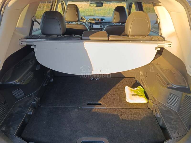 Nissan X-Trail 1.6 Turbo