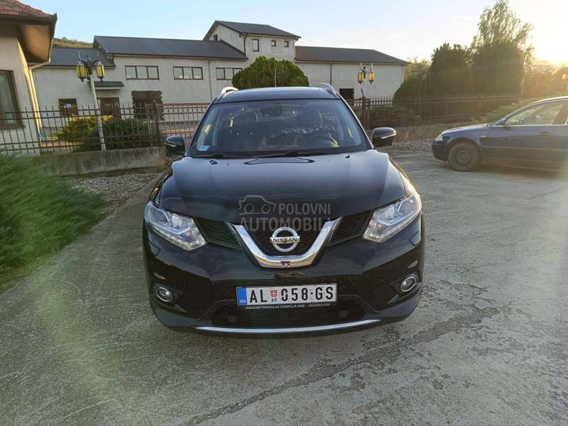 Nissan X-Trail 1.6 Turbo