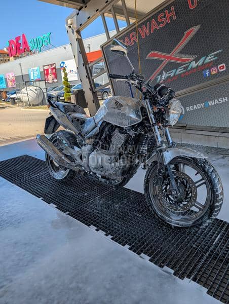 Honda CBF 500