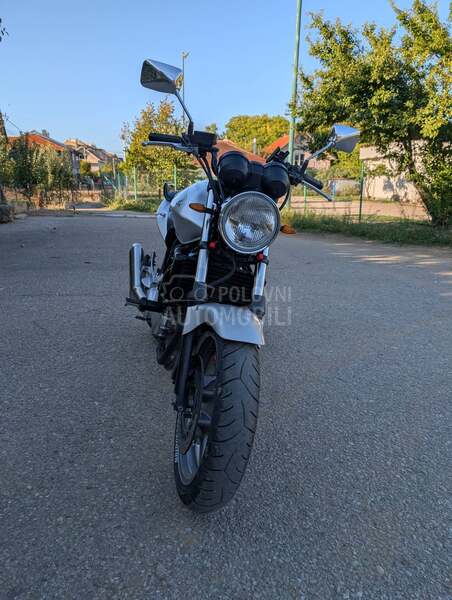 Honda CBF 500