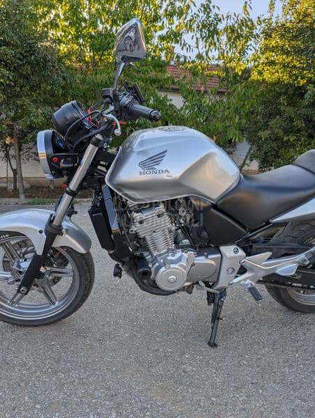 Honda CBF 500