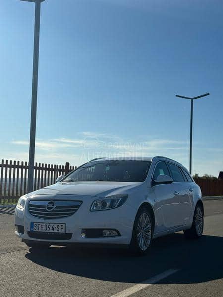Opel Insignia Cosmo
