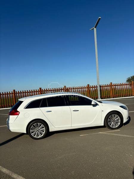 Opel Insignia Cosmo