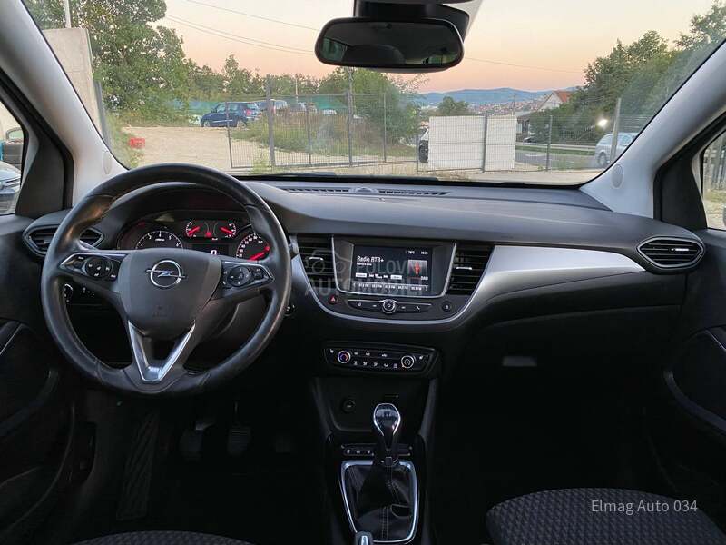 Opel Crossland X  
