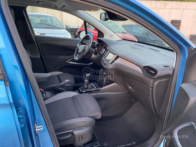 Opel Crossland X  