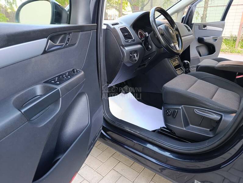 Volkswagen Sharan 2.0 Tdi DSG/NAV/LED