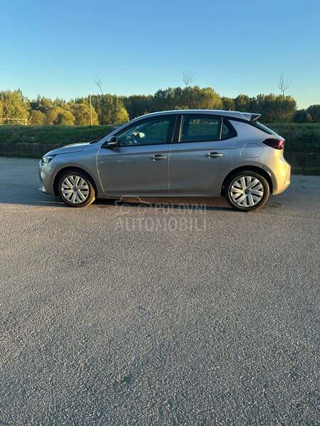 Opel Corsa F 1.5 EDITION