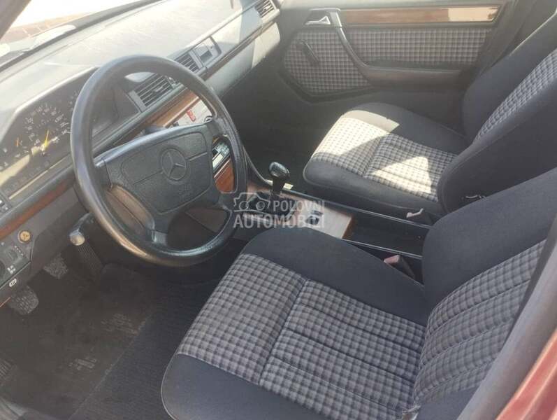 Mercedes Benz E 124 200