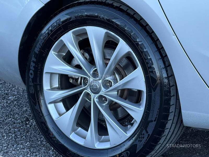 Opel Astra K 1.5 NAVY / AUTO