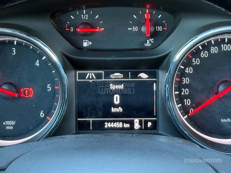 Opel Astra K 1.5 NAVY / AUTO