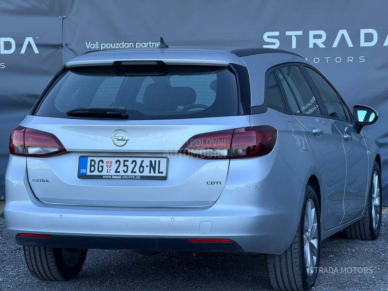 Opel Astra K 1.5 NAVY / AUTO