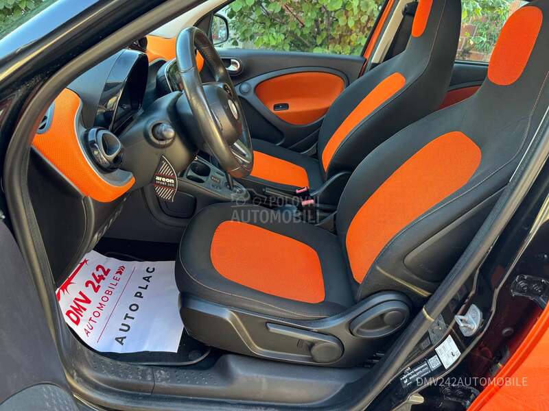 Smart ForFour Nav igacija