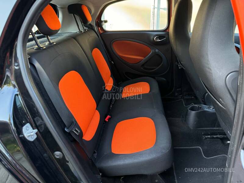 Smart ForFour Nav igacija