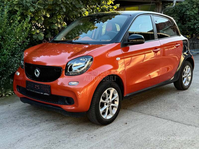 Smart ForFour Nav igacija