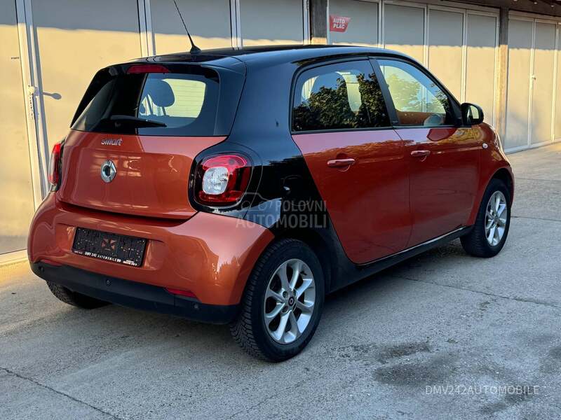 Smart ForFour Nav igacija