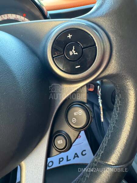 Smart ForFour Nav igacija