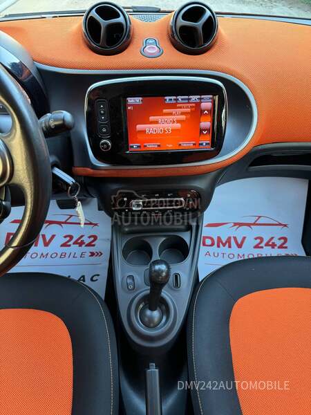 Smart ForFour Nav igacija