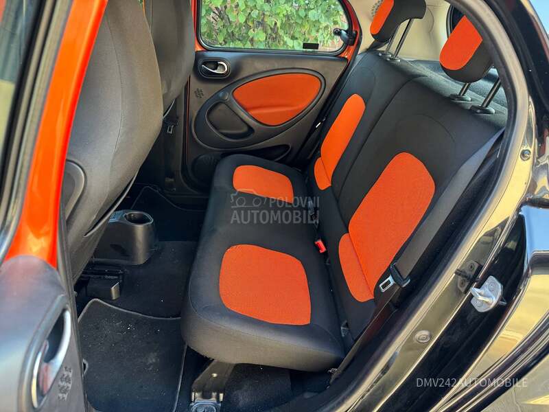 Smart ForFour Nav igacija