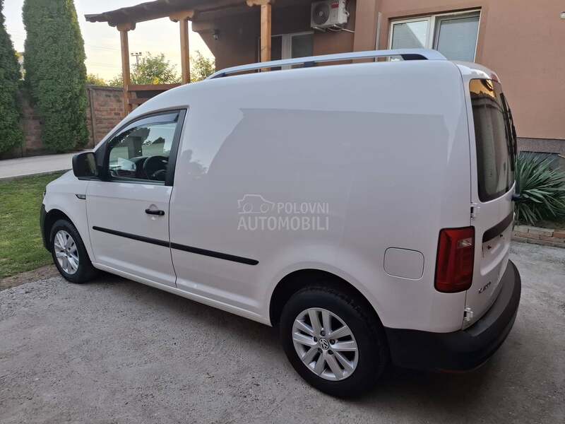Volkswagen Caddy 1.6 TDI NOVO