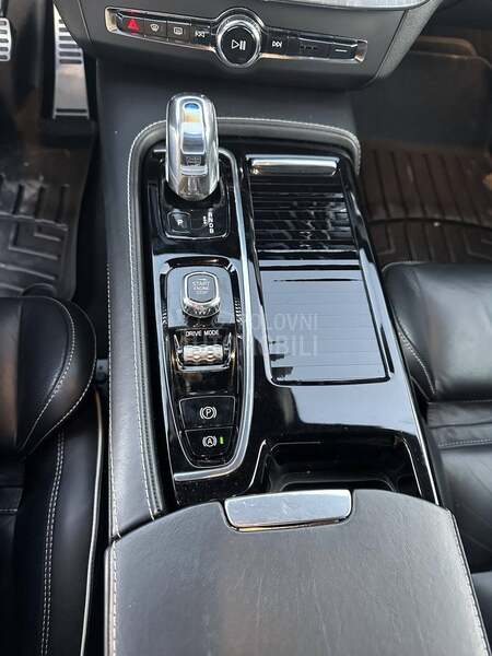 Volvo S90 2.0 T8 4WD R-DESIGN
