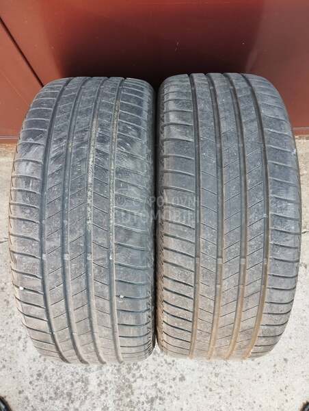 Bridgestone 225/40 R18 Letnja