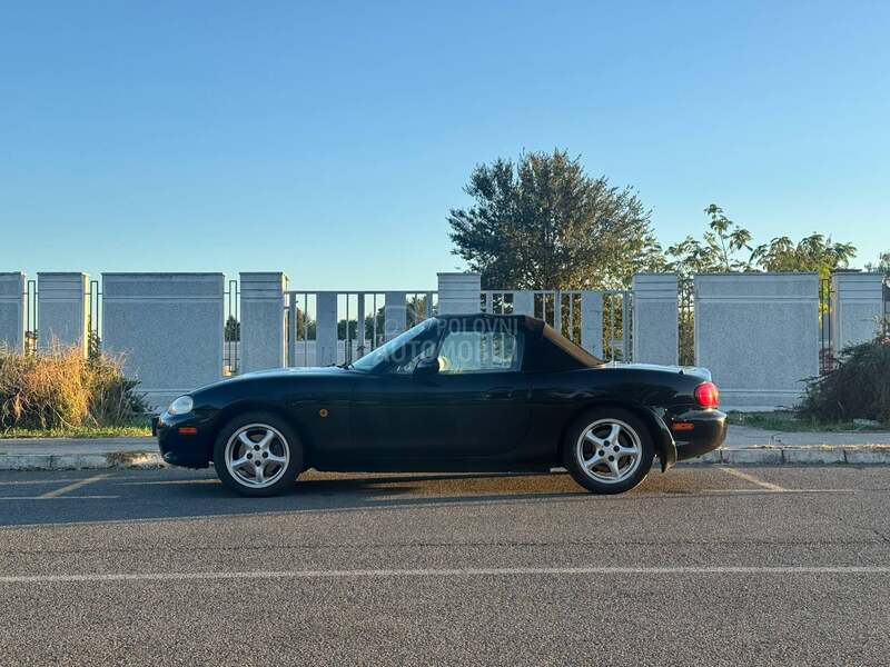 Mazda MX-5 Nardi Wood trim