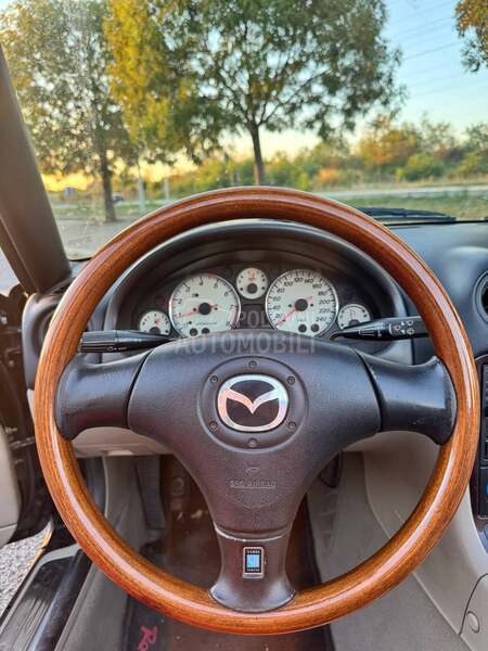 Mazda MX-5 Nardi Wood trim