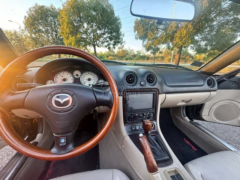 Mazda MX-5 Nardi Wood trim