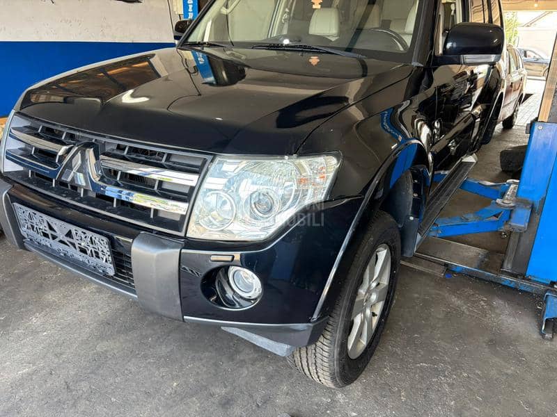 Delovi za Mitsubishi Pajero 3.2 D 2012. god.