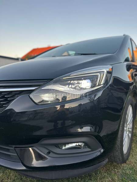 Opel Zafira 2.0/AUT/7SED/FUL