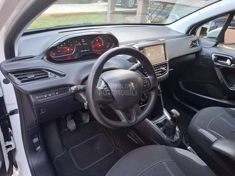 Peugeot 208 1.6 HDI //NOVO//