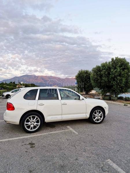 Porsche Cayenne 3200