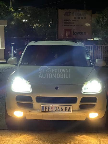Porsche Cayenne 3200