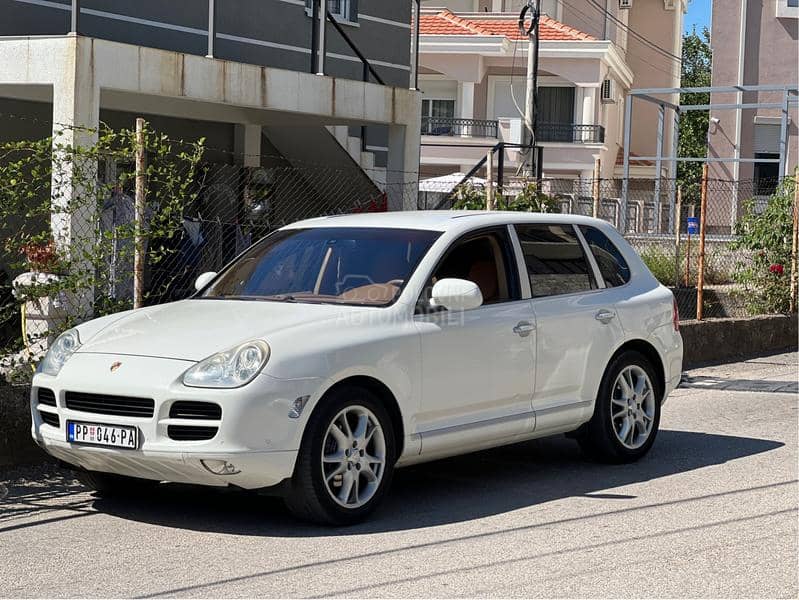 Porsche Cayenne 3200