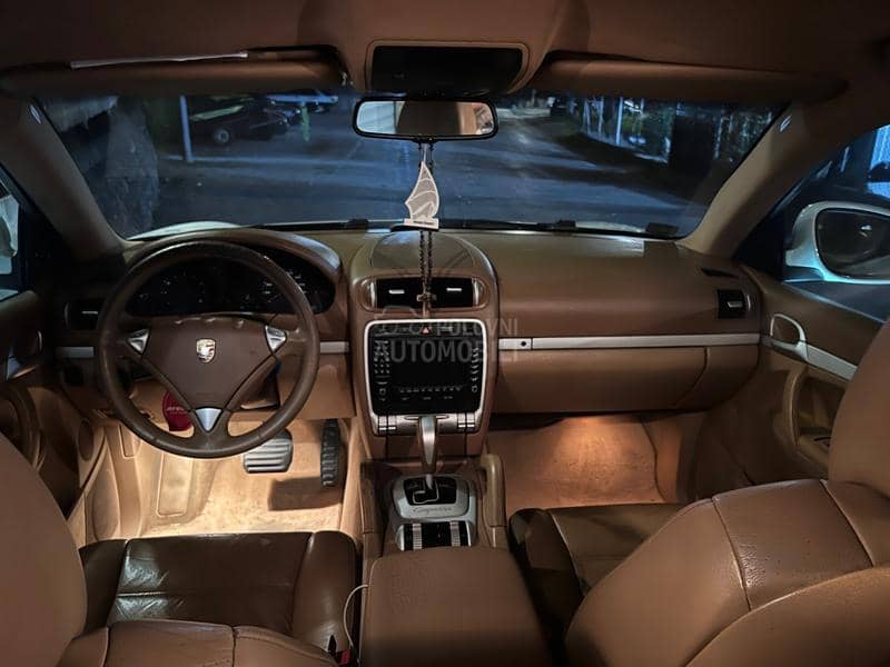 Porsche Cayenne 3200