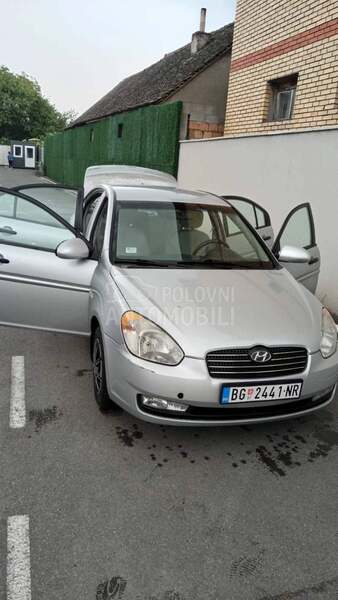 Hyundai Accent 
