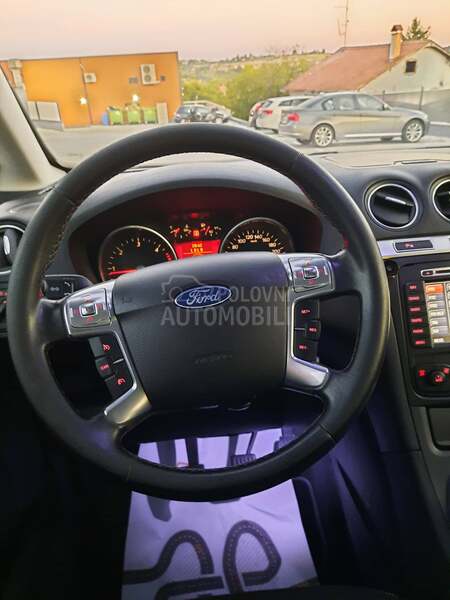 Ford Galaxy 2.0 TDCI