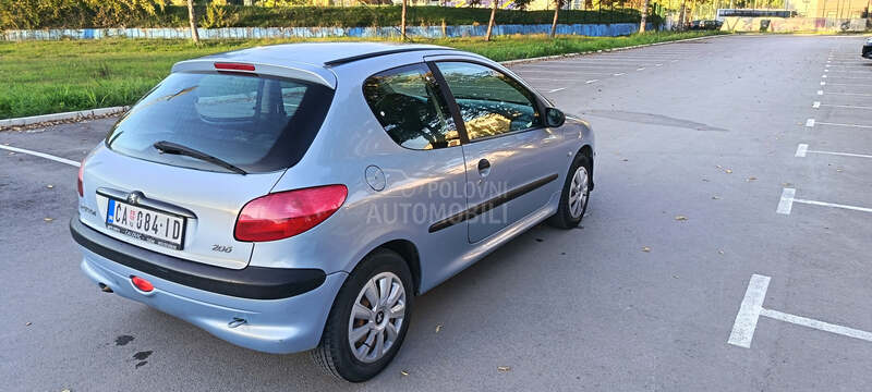 Peugeot 206 
