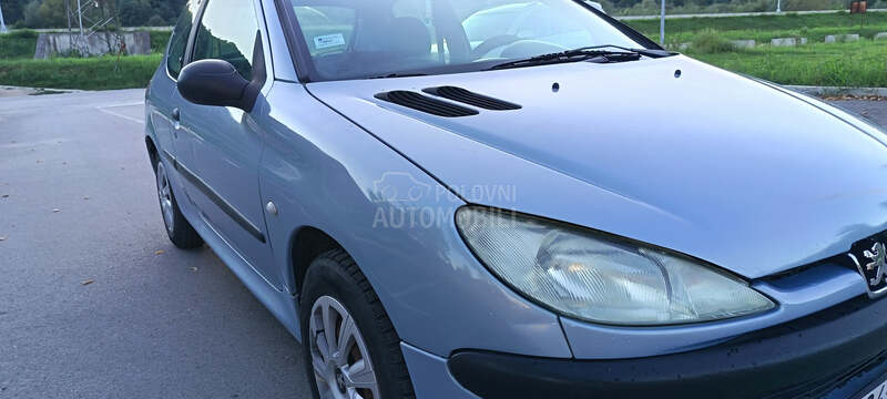 Peugeot 206 