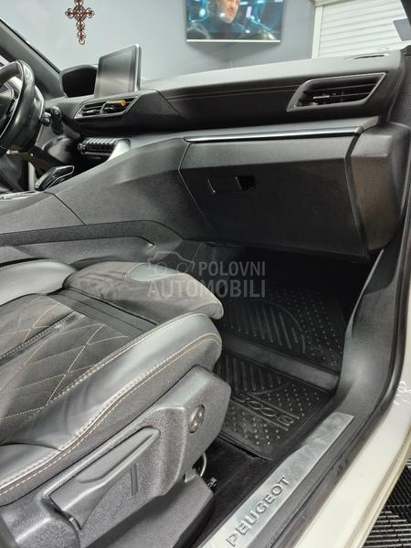 Peugeot 3008 2.0 BLUEHDI GT